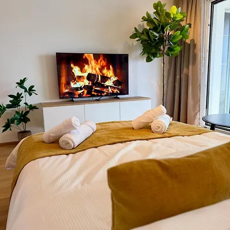 公寓 Big Flugfeld, Balkon, Bis 8 Personen, 3 Schlafzimmer Mit Smart Tvs, 1 Parkplatz, 2 Min Zum Bahnhof 伯布林根